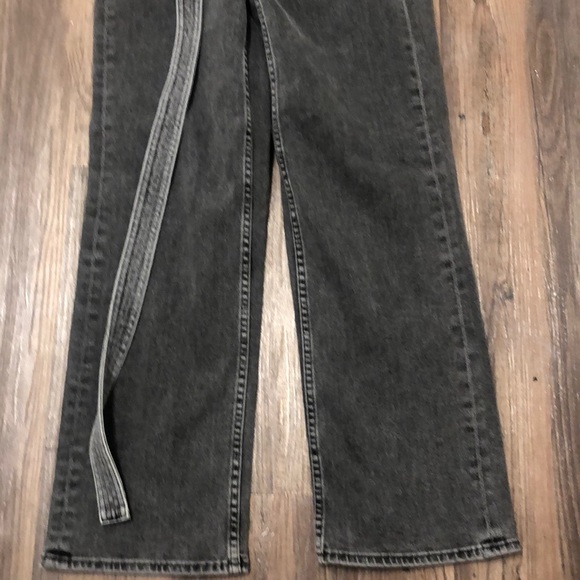 🎉HP🎉Cotton Citizen Boyfriend Jean in Light Grey - Picture 4 of 8